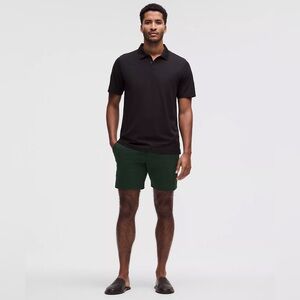 Lululemon ABC Classic-Fit Short 7" WovenAir in Rainforest Green